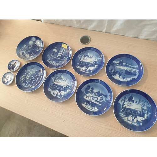 83 - Set of 8 x Royal Copenhagen Decorative Wall Plates (Approx. Ø:18cm), Together with 2 x Smaller Ones ... 