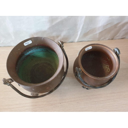 38 - Collection of Copper Items; Bowl / Planter (H:5cm x Ø:8cm) and Small Coal Scuttle with Porcelain Han... 