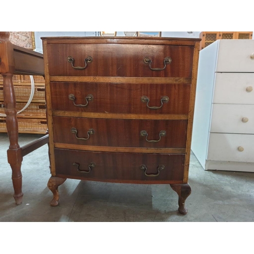 46 - Antique Bow Front 4-Drawer Chest of Drawers with Brass Handles and Cabriole Legs (Approx. 62 x 47 x ... 
