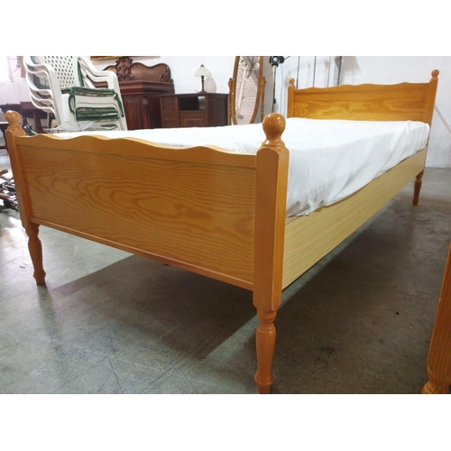 529 - Single Bed with Pine & Light Wood Surround and Mattress (90 x 190cm)