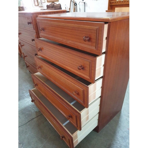 530 - Dark Wood 5-Drawer Chest of Drawers (82 x 46 x 102cm)