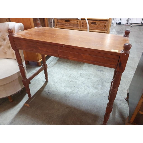 534 - Pine Dressing / Console Table with 2-Drawers and Turned Legs (90 x 40 x 72cm)