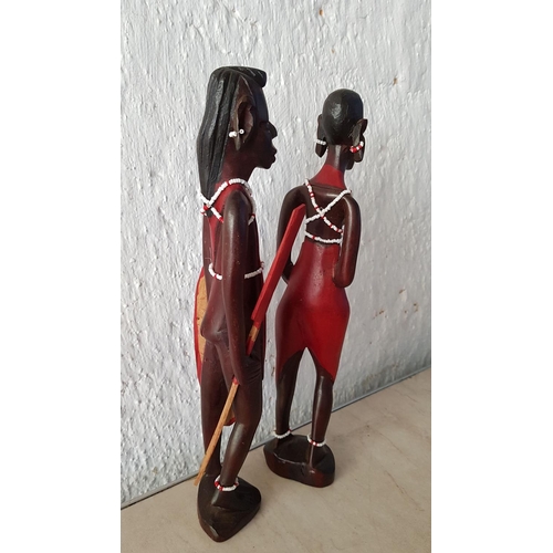 480 - 2 x Wooden African Figurines (H:31cm each) (x2)