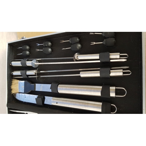 90 - MenKind 18pcs BBQ Tool Set in Aluminium Case