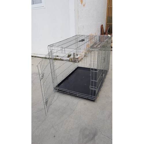 164 - Large Dog Cage (70 x 107 x 77cm)