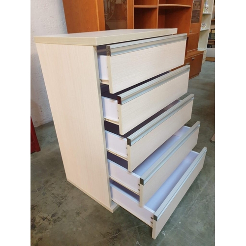 109 - Modern Light Wood Effect 5-Drawer Chest of Drawers (Approx. 60 x 40 x 86cm)