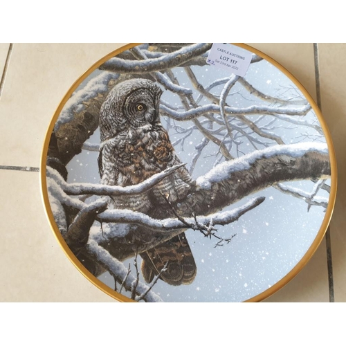 117 - 2 x Spode Collectable Wall Plates; 'Snowy Watch' and 'Winter Vigil' from the Limited Edition 'Noble ... 