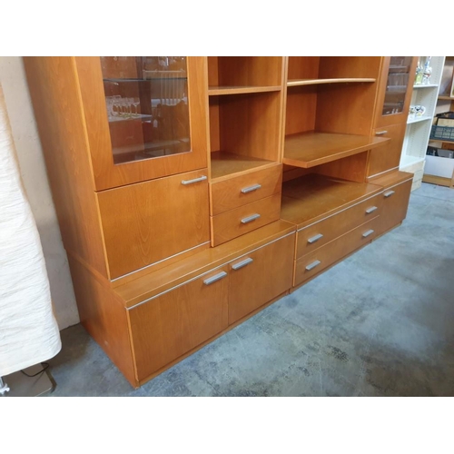 121 - Modern Cherry Wood Colour Lounge Display Unit with Open Shelving, 2 x Glass Cabinets, Cupboards and ... 