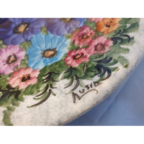 125 - Hand Painted Ceramic Set of 2 x Wall Hanging Plates (Approx. Ø: 35 and 29cm), Together with Matching... 