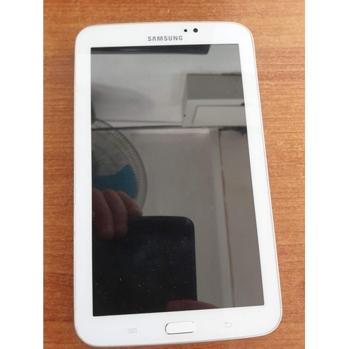 282 - Samsung Galaxy Tab 3 Model SM-T210, 8GB, White Factory Reset, Tested & Working with Case but NO Chan... 