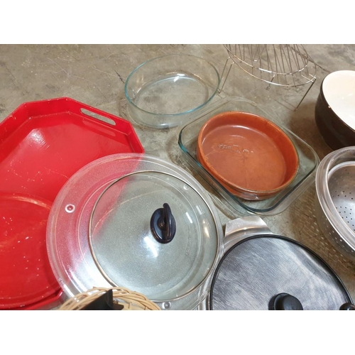 298 - Large Box of Assorted Kitchen Items, Incl. Baking Trays, Pyrex Dishes, Vintage German Mixing Bowl, C... 