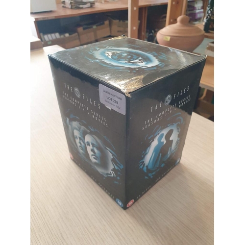 299 - The X Files DVD Box Set, 55 Discs / 202 Episodes (Seasons 1-9)