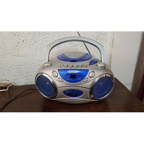 306 - Crown Retro Mini Hifi (CD/Radio/Tape Player) (Un-Tested)