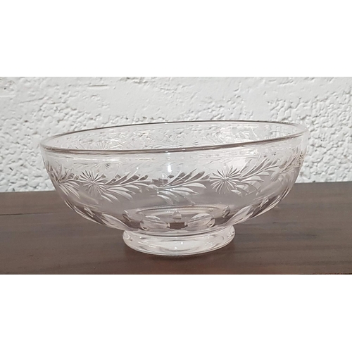 315 - Vintage Crystal Fruit Bowl (Ø23.5cm) with Floral Pattern