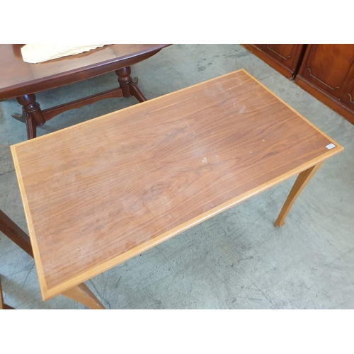 343 - Kitchen / Dinning Table (W:131cm x D:75cm x H:77cm) and Occasional Side Table (W:76cm x D:41cm x H:7... 