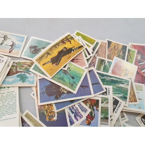 231 - Large Qty / Hundreds of Collectable Brook Bond Tea Cards