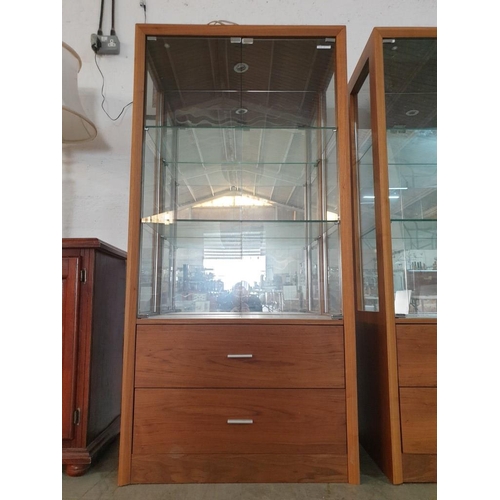 216A - Retro Style Teak Effect 3 - Sided Display Cabinet with Mirror Back, 2 x Glass Shelves & Recessed Lig... 