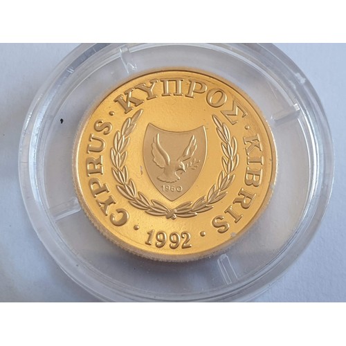 100C - Cyprus 1992 £20 Gold Proof Coin in Capsule and Presentation Case; 22ct Gold, 7.98g, Ø: 22mm, Limited... 