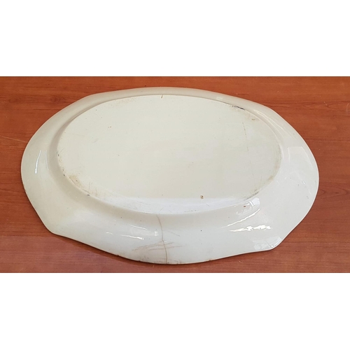 851 - Large Oval Antique Blue / White Dish (33 x 45.5cm), (A/F)