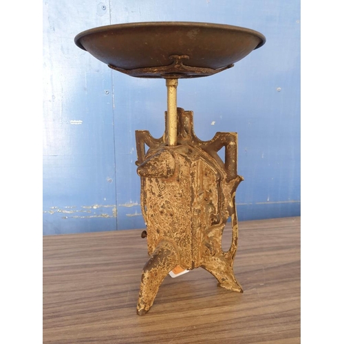61 - Antique German 10kg Weighing Scales, 'Hushallsvag' with Metal Pan (Overall H: 35cm)