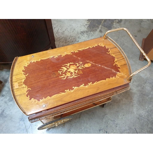 65 - Classical Style Drinks Trolley / Cart with Brass Colour Gallery, Drop Down Sides, Lower Shelf on Whe... 