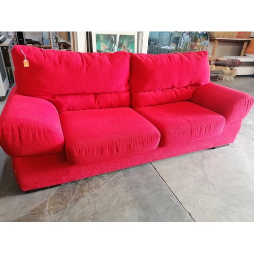 60A - 2-Seater Modern Sofa / Bed (L220cm x W:100cm x H:82cm and the Bed is 190cm x 124cm)
