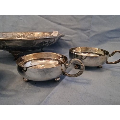 217 - Decorative Silver Plated Bowl with 3-Feet and Floral Pattern, (Approx. Ø: 27cm), Together with Set o... 