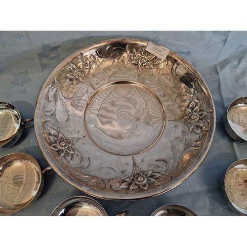 217 - Decorative Silver Plated Bowl with 3-Feet and Floral Pattern, (Approx. Ø: 27cm), Together with Set o... 