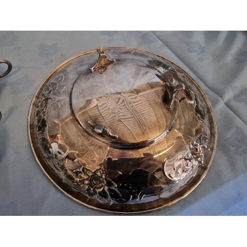 217 - Decorative Silver Plated Bowl with 3-Feet and Floral Pattern, (Approx. Ø: 27cm), Together with Set o... 