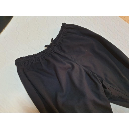 700 - Tai Chi / Oriental Style Outfit (Jacket and Trousers), Size M