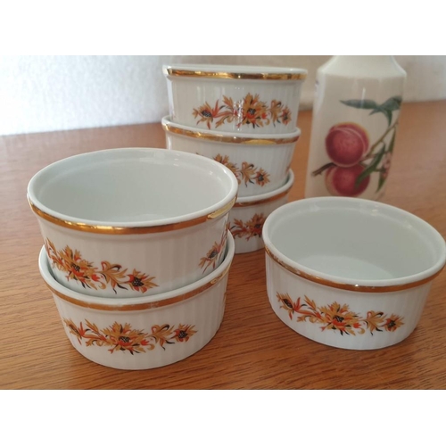 659 - Pair of Port Meirion 'Parian' Decorative Jugs (England, H: 11.5cm), Together with Port Meirion Potte... 