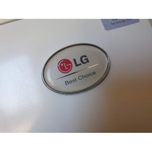 671 - LG Fridge Freezer, White Colour, (Model: GR-212SSF), (Approx. 59 x 64 x 167cm)