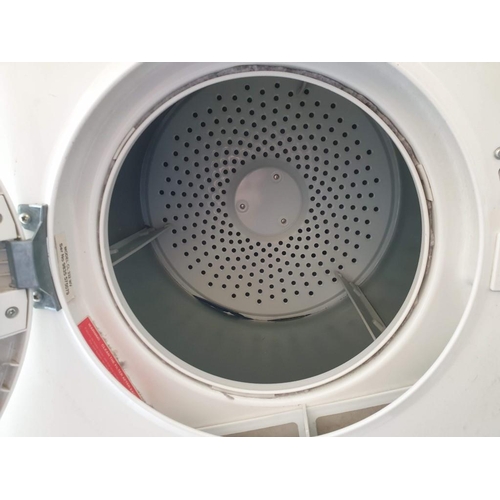 692 - White Knight Tumble Dryer, Model: CL332WV 
* Tested & Working *