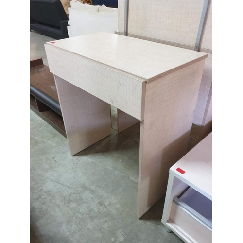 714 - Light Wood Effect Dressing Table with Drawer (Approx. 80 x 45 x 90cm)

(Unused: Furniture Shop Stock... 