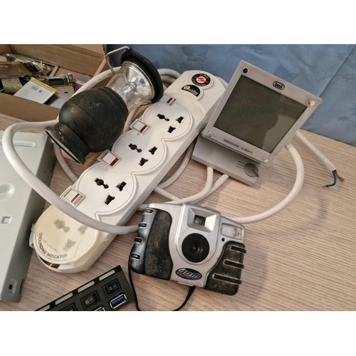 316 - Collection of Assorted Electrical Items, (A/F & Untested)