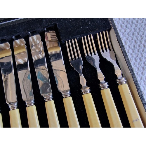 111 - Cased Set of 6 x Fish Knives & Forks with Matching Serving Cutlery, by 'C.P. Walker & Co, Ltd, Sheff... 