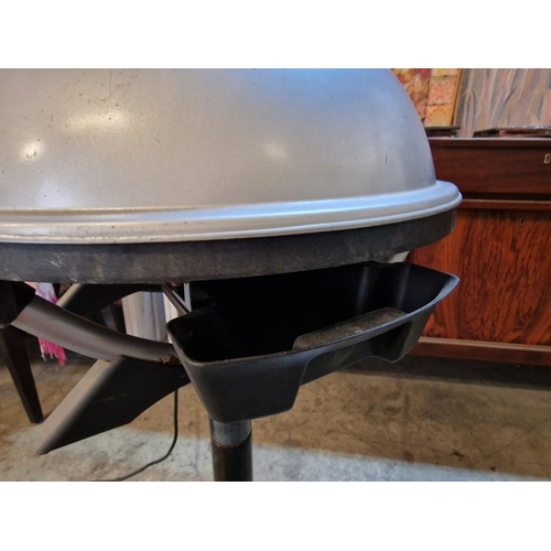 184 - George Foreman 'Lean Mean Fat Reducing Grilling Machine' Barbeque / Grill on Pedestal Leg with Dome ... 