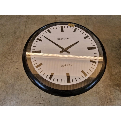 199 - Round Pedestal Side Table, Black Colour Finish with Clock Decoration and Glass Top