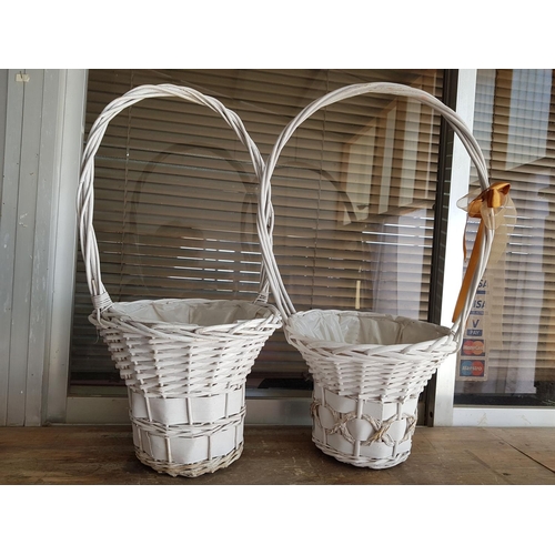 345 - 5 x White Colour Wicker Gift Baskets (5 x Different Size)