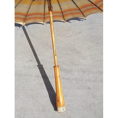 262 - 2 x Vintage Ladies Parasols (Wood / Fabric)