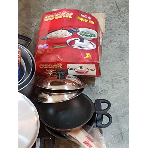 265 - Camping Cooking Supply inc; Set of Aluminum Cooking Pots with Lid, Camping Gas Cooker, Stoves Gas et... 