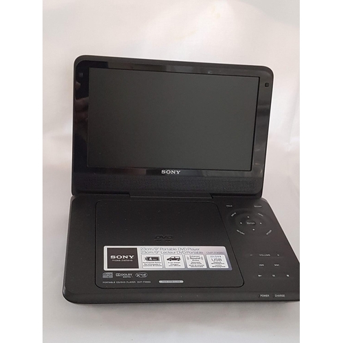 532 - Sony Portable CD / DVD Player (Un-Tested)