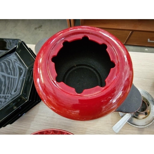 728 - Cast Iron Fondue (Nb. Burner May Wrong Size?), Together with Qty of Plates and Bowls