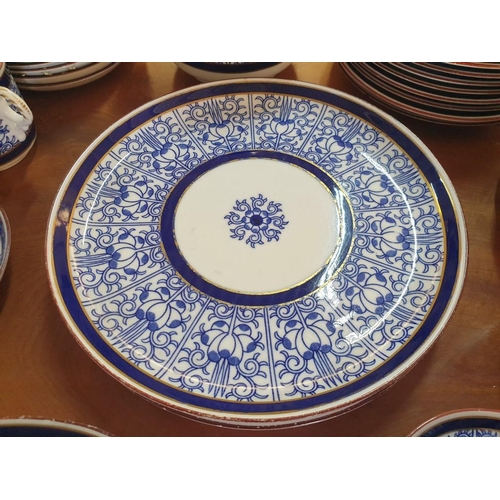 589 - Large Collection of Antique Royal Worcester 'Royal Lilly' Table Ware (Circa 1880), in Blue & White C... 