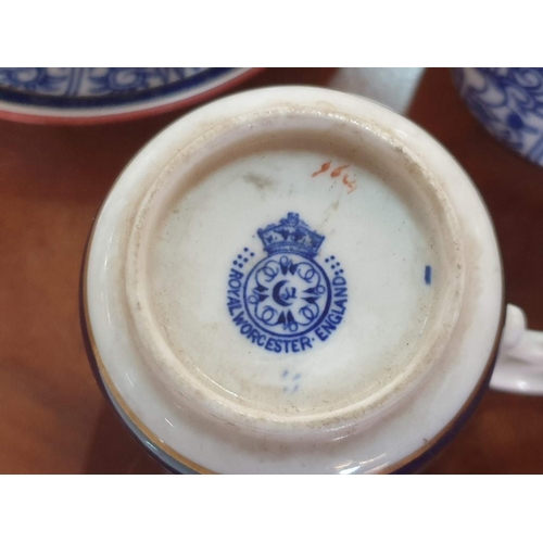 589 - Large Collection of Antique Royal Worcester 'Royal Lilly' Table Ware (Circa 1880), in Blue & White C... 