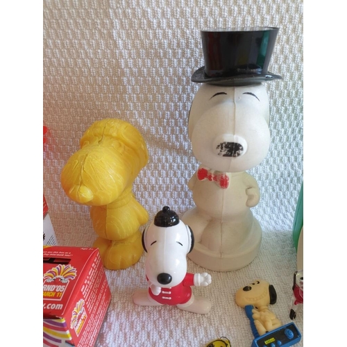 599 - Collection of Snoopy and Red Nose Day Memorabilia