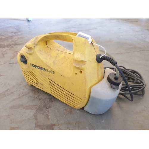 674 - Karcher B201 Pressure Washer