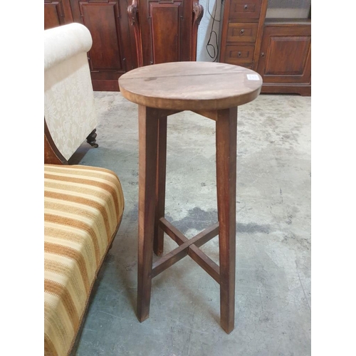 687 - Vintage Solid Wood Stool with Round Top (Approx. Ø: 28cm, H: 69cm)