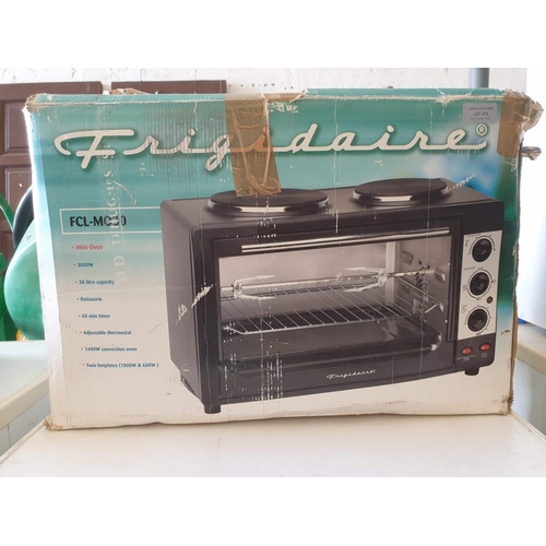 694 - Frigidaire Mini Oven (Model: FCL-M030), 3000w, 30 Litre, Rotisserie and Twin Hot Plates - Unused in ... 