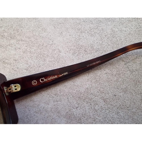 632 - Christian Dior Sunglasses, (SFVO4BHBAC), Tortoise Shell Effect, in Case